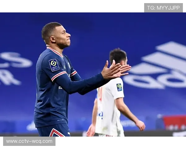 姆巴佩多次错失良机近距离射门遭扑巴黎遗憾未能攻破尤文大门